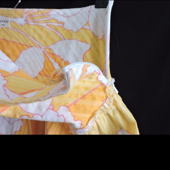 Tommy Jeans Hawaiian Skirt Juniors size 7 - Picture 6 of 9